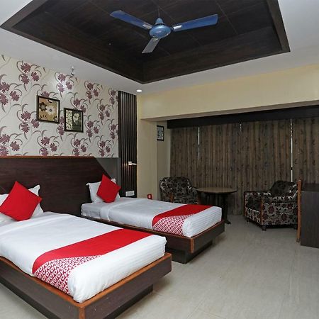 Oyo 4065 Hotel Richi Bhubaneswar Extérieur photo