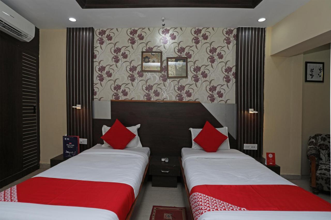 Oyo 4065 Hotel Richi Bhubaneswar Extérieur photo
