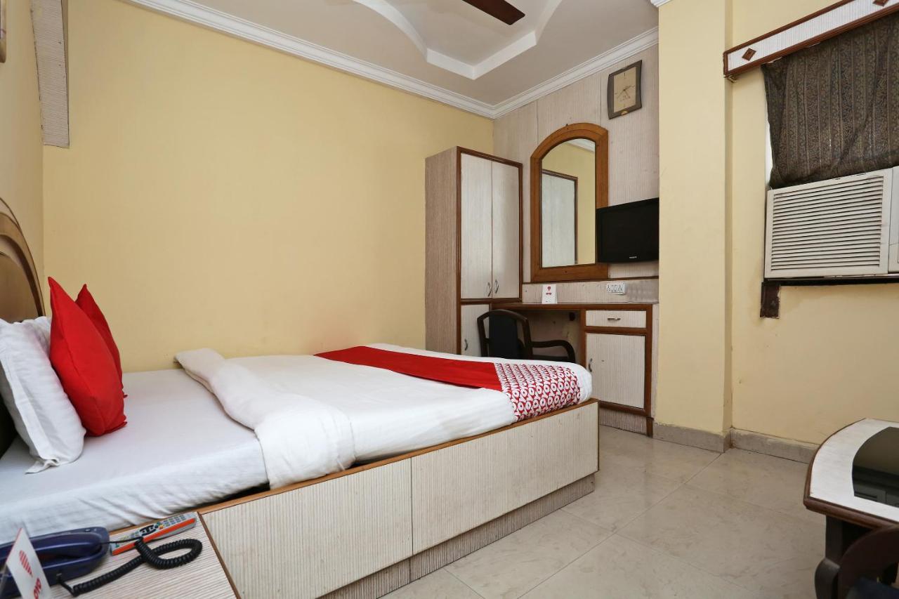 Oyo 4065 Hotel Richi Bhubaneswar Extérieur photo
