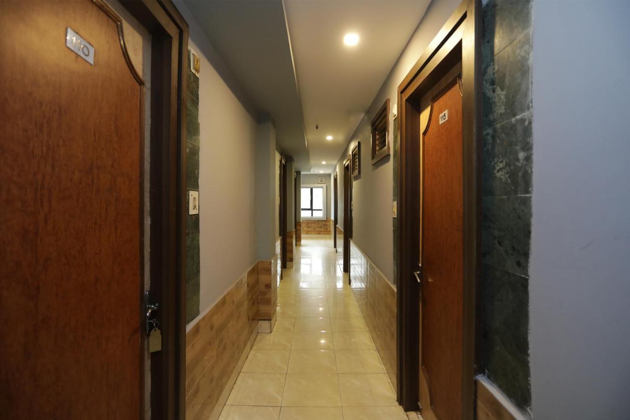 Oyo 4065 Hotel Richi Bhubaneswar Extérieur photo
