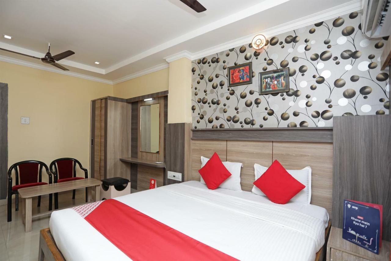 Oyo 4065 Hotel Richi Bhubaneswar Extérieur photo